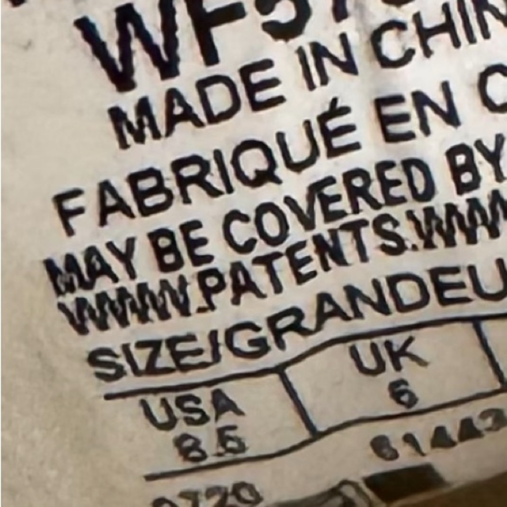 Sparkling Kate Spade ♠️ Cream Sneakers with Ribbon Laces - Picture 8 of 13